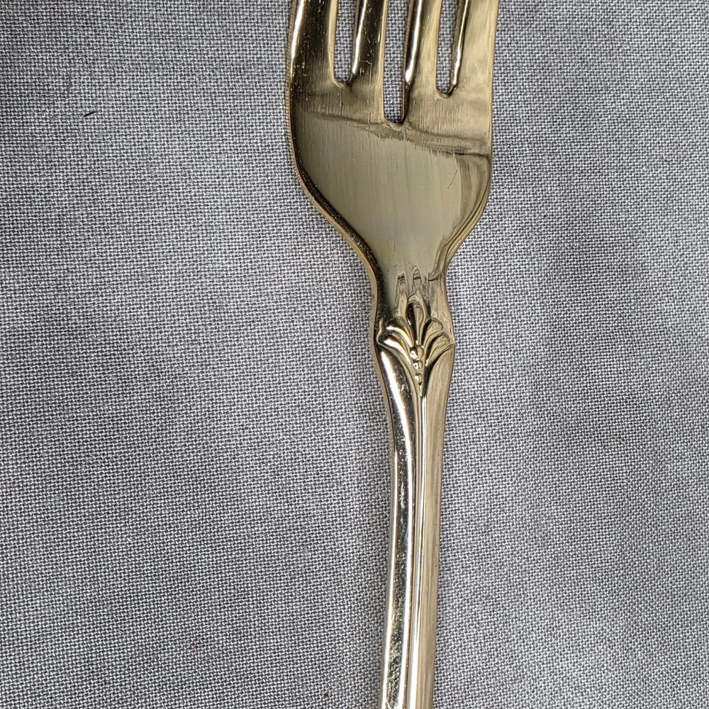(X12) International Silver INS398 Gold Electroplate 7.75